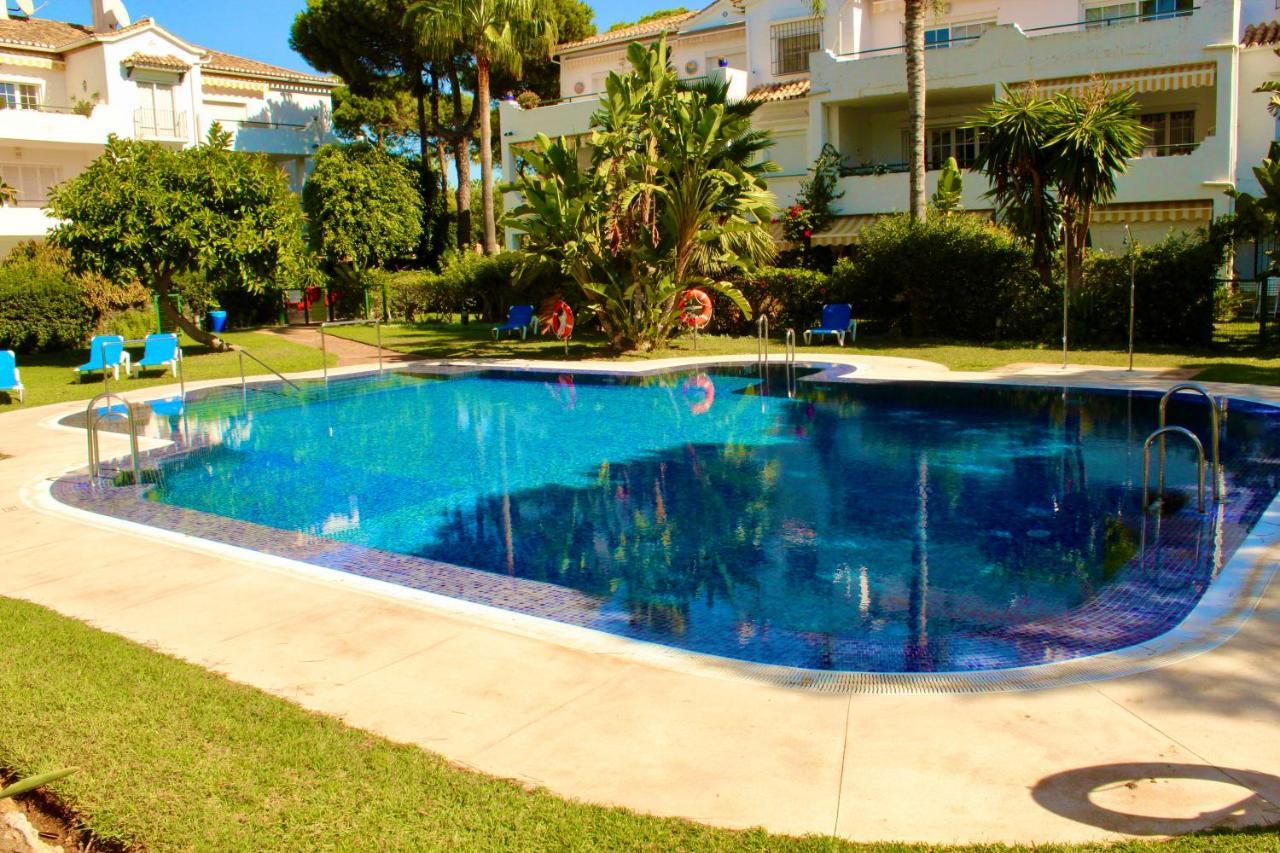 Apartment In El Presidente Beach Side New Golden Mile Εστεπόνα Εξωτερικό φωτογραφία