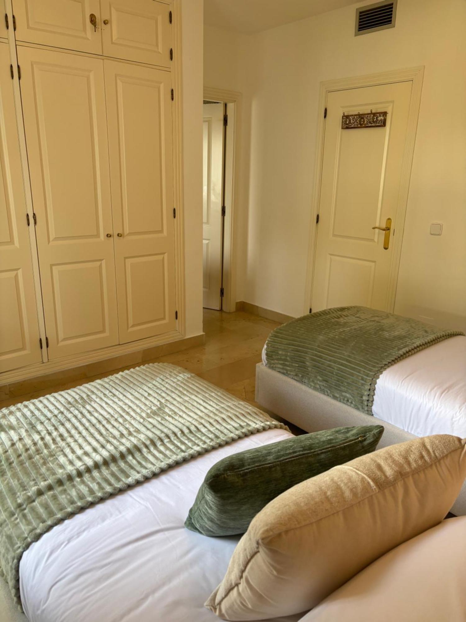 Apartment In El Presidente Beach Side New Golden Mile Εστεπόνα Εξωτερικό φωτογραφία