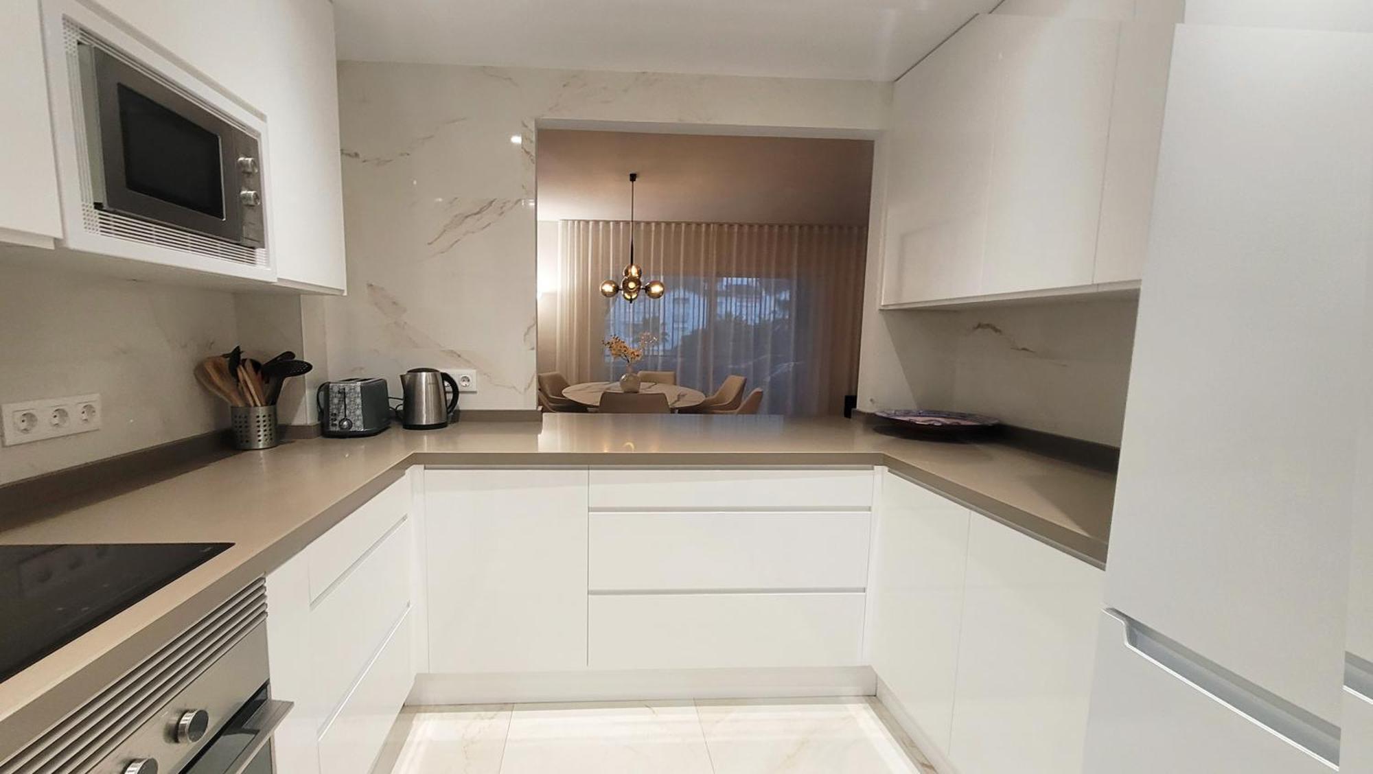 Apartment In El Presidente Beach Side New Golden Mile Εστεπόνα Εξωτερικό φωτογραφία