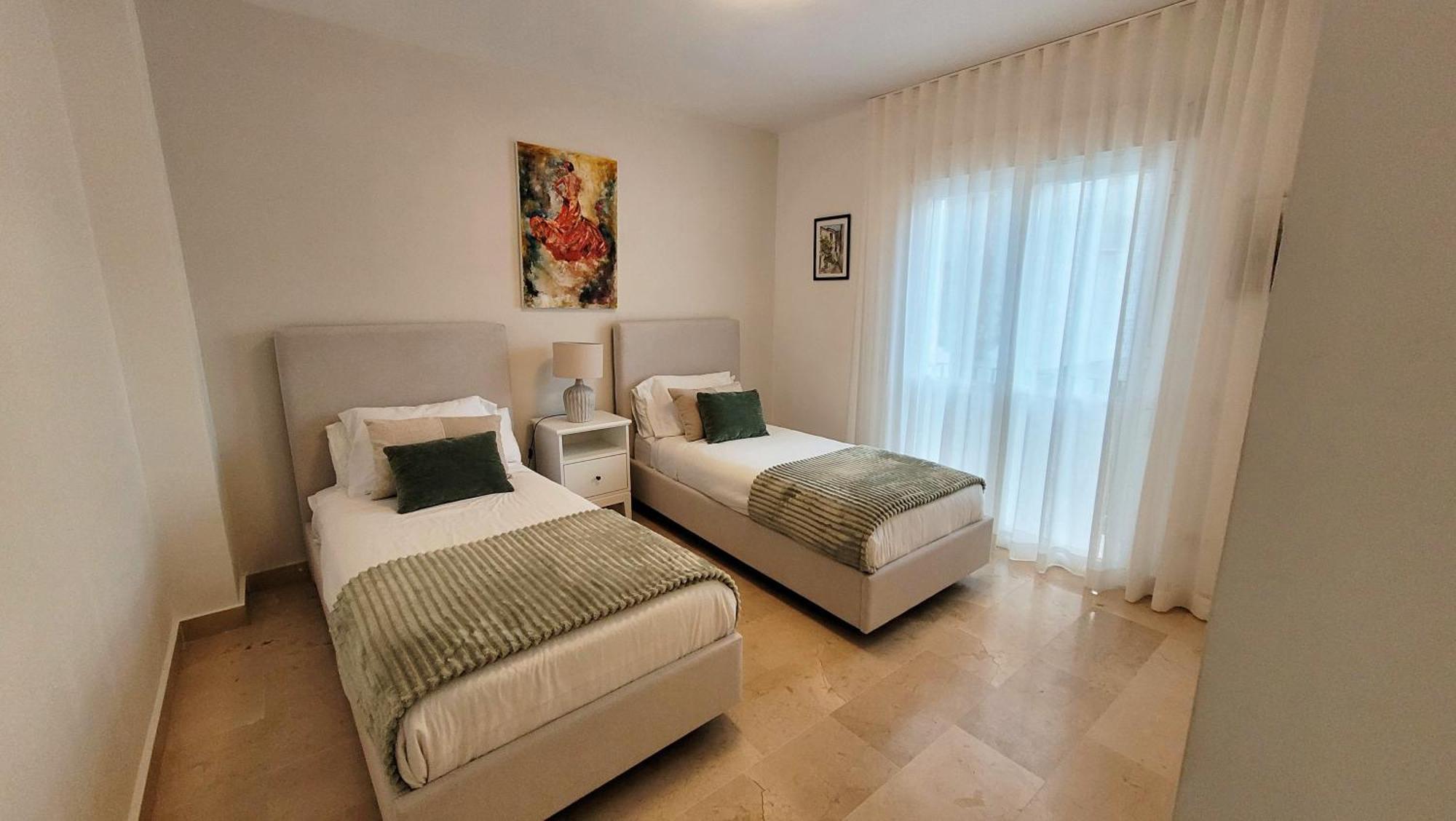 Apartment In El Presidente Beach Side New Golden Mile Εστεπόνα Εξωτερικό φωτογραφία