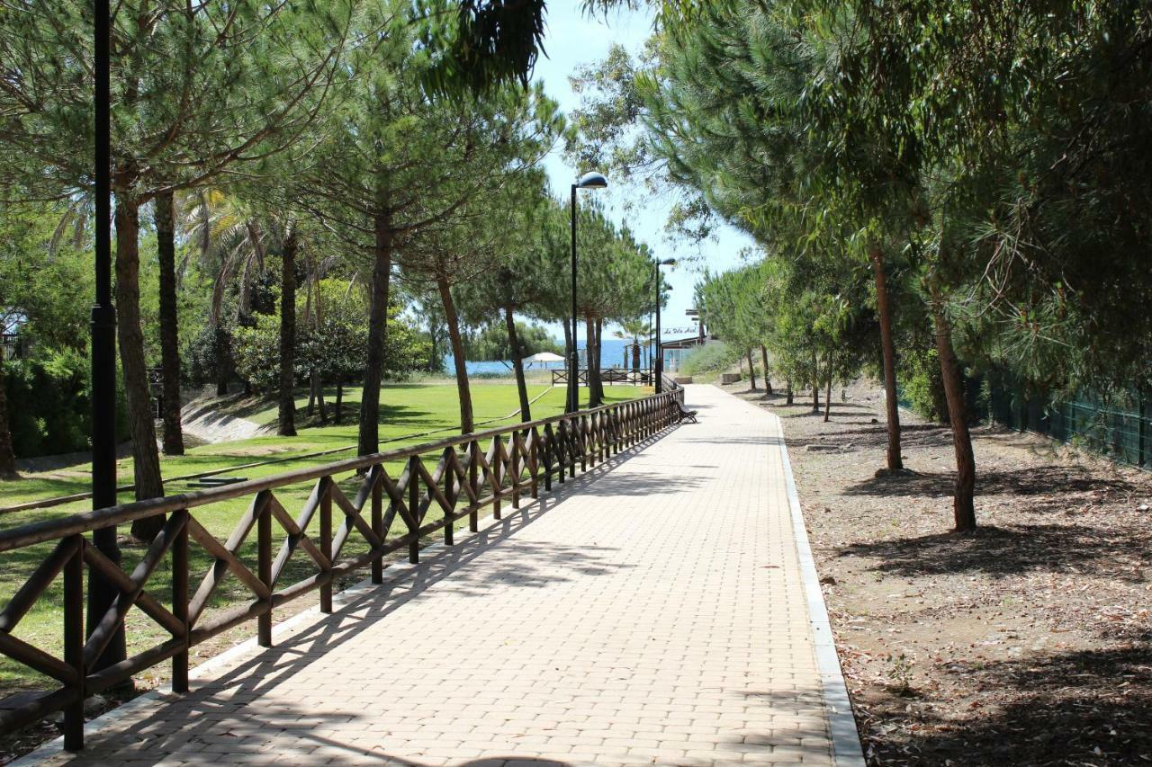 Apartment In El Presidente Beach Side New Golden Mile Εστεπόνα Εξωτερικό φωτογραφία