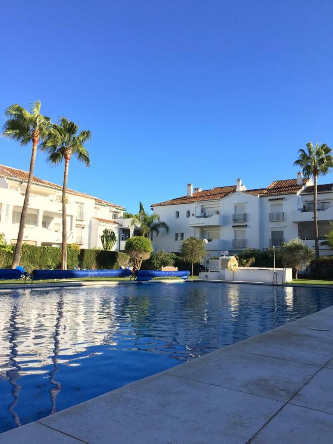 Apartment In El Presidente Beach Side New Golden Mile Εστεπόνα Εξωτερικό φωτογραφία
